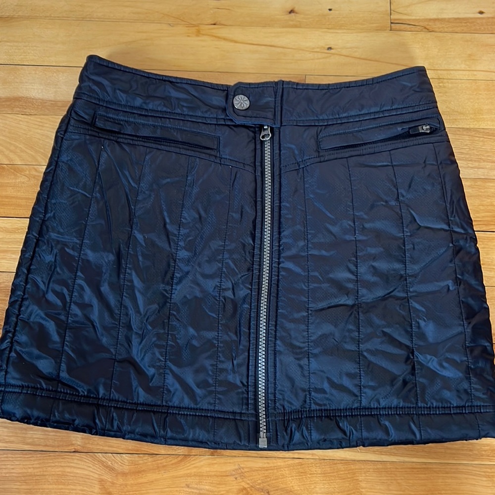 Athletes Black Toasty Buns Puffy Skirt